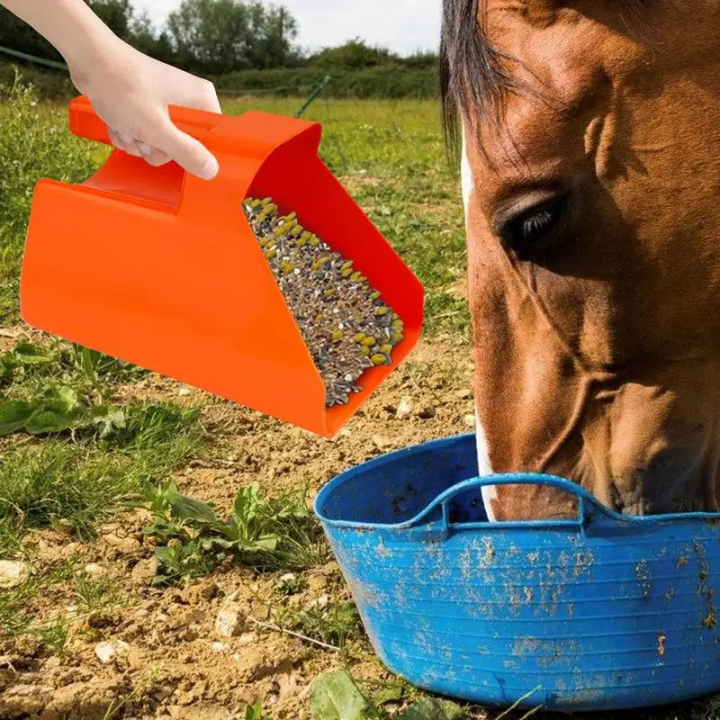 horse feed shovel Portable horse feed shovel Food Service Utility Scoop Stackable Heavy Duty Transfer Shovel Stable supplies