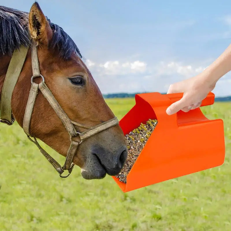 horse feed shovel Portable horse feed shovel Food Service Utility Scoop Stackable Heavy Duty Transfer Shovel Stable supplies